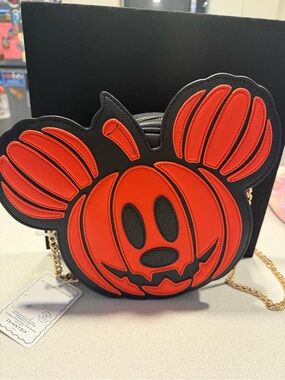 Skinnydip Halloween Pumpkin Mickey Crossbody Bag - Orange & Black